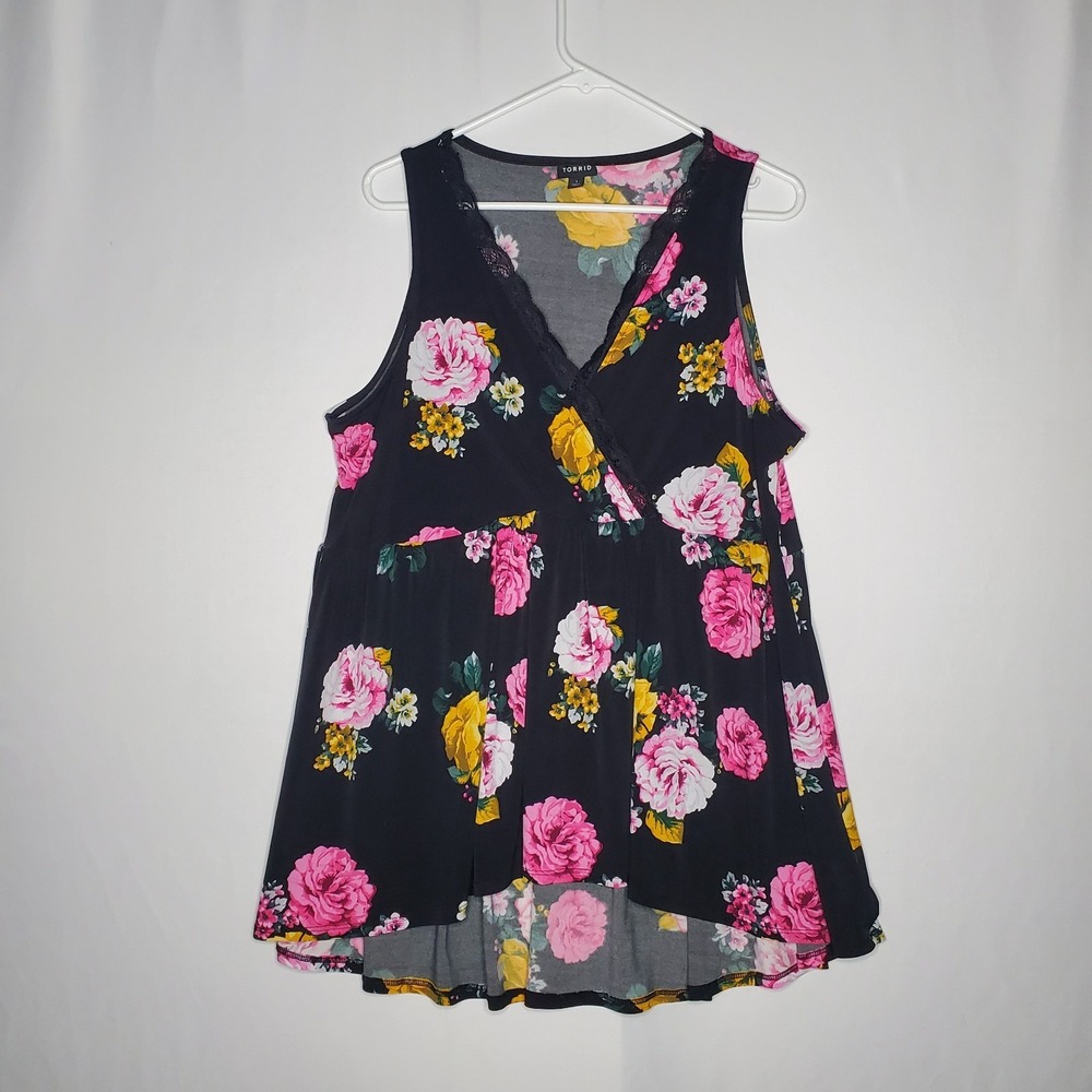 Torrid‎ Dark Floral Babydoll Top 1X Black Pink Stretch V-Neck Romantic Feminine